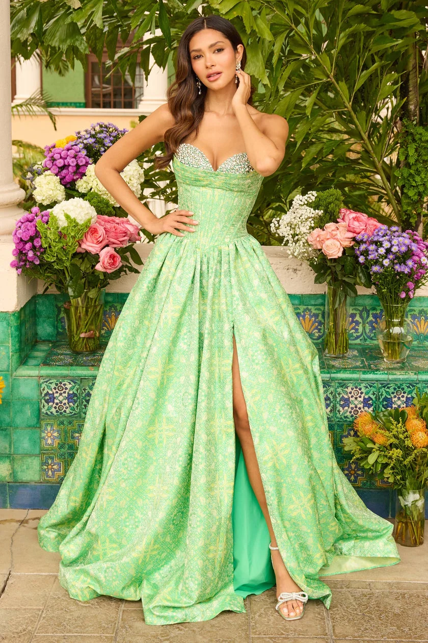 Ava Presley 42318 - Image 4