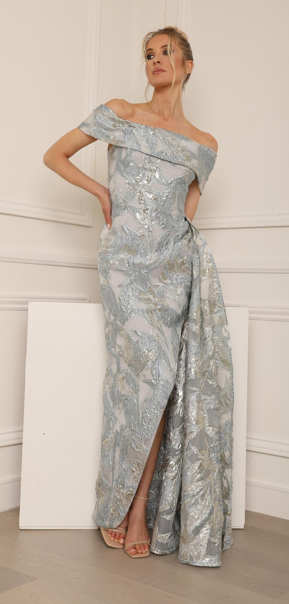 Nicole Bakti 7139 - Image 8