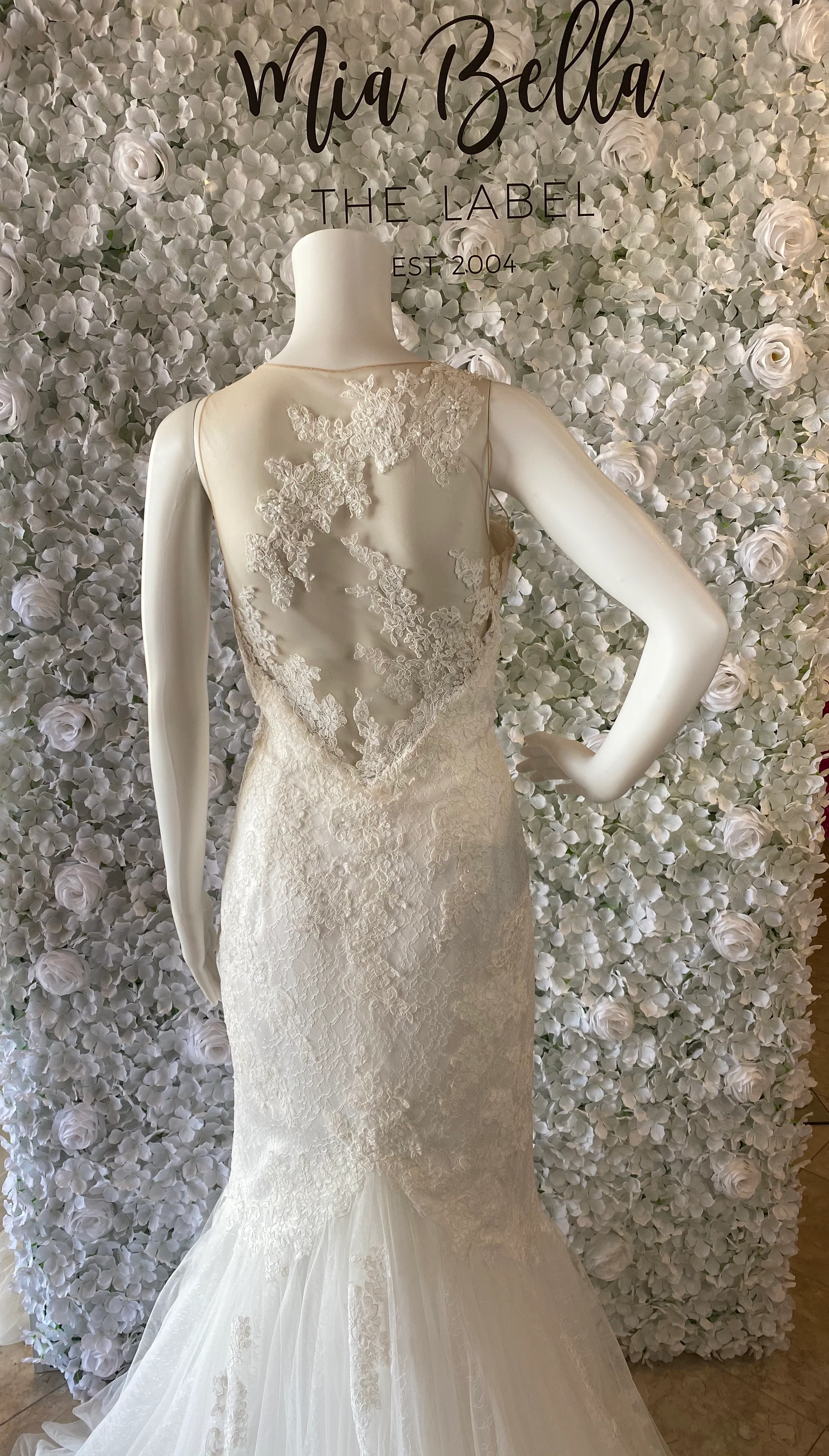 Pronovias Felicia Sample - Image 3